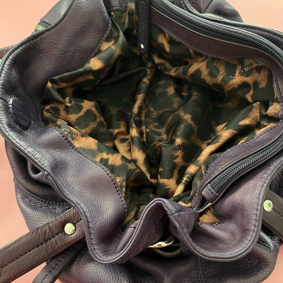 B Makowski Hobo Purse - Picture 7 of 9